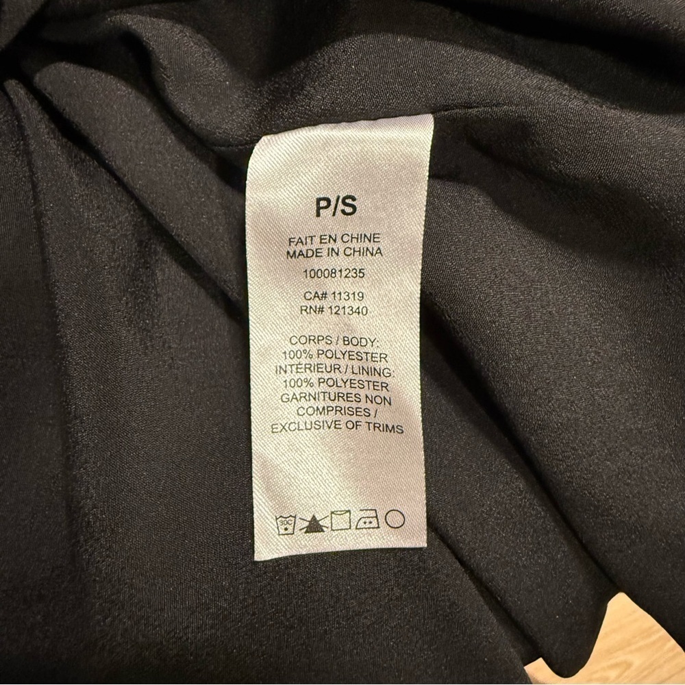 Dynamite | women's small v-neck pleated flowy Black Mini Dress twist front - Picture 6 of 6